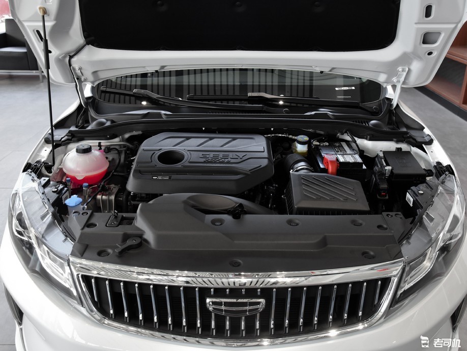 价格配置深得人心 小哥带你一起看吉利帝豪gl