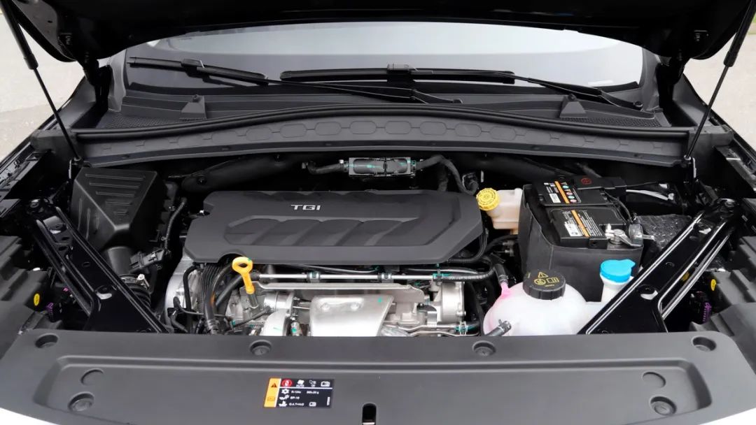 (全新荣威rx5 max发动机)