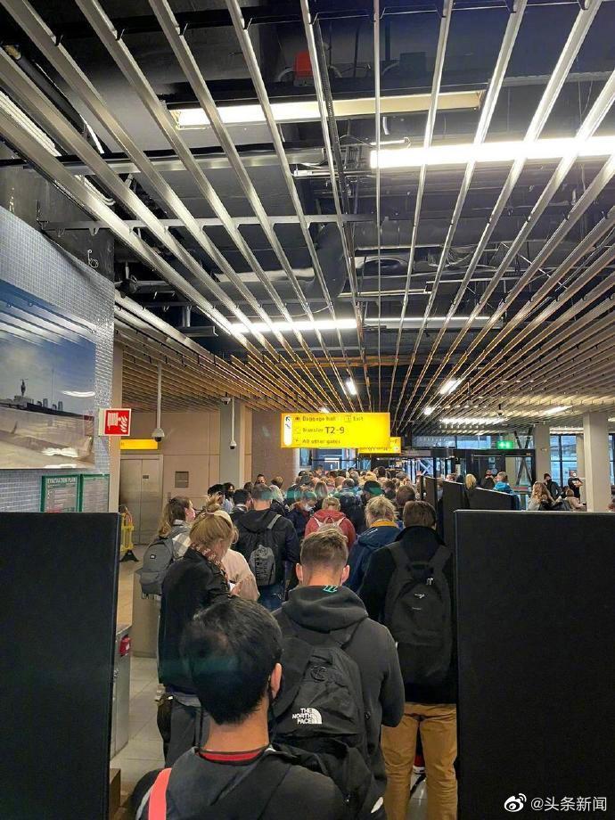 南非飞往荷兰航班85人新冠阳性 正检测是否为变异毒株Omicron休闲区蓝鸢梦想 - Www.slyday.coM