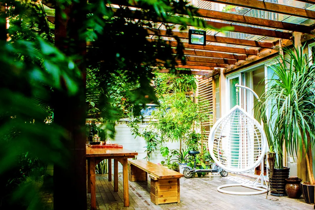 种花、种菜，和最好的姐妹做邻居，她们的都市田园生活太让人羡慕休闲区蓝鸢梦想 - Www.slyday.coM