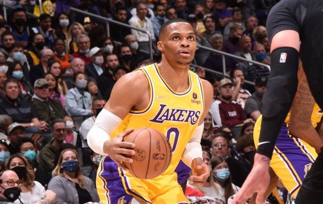 湖人三加时不敌国王！詹姆斯空砍30+11三分13中2，威少三双难救主休闲区蓝鸢梦想 - Www.slyday.coM