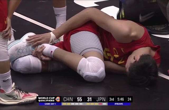 周琦24+12伤退，郭艾伦24分！中国男篮16分胜日本，最多领先30分休闲区蓝鸢梦想 - Www.slyday.coM