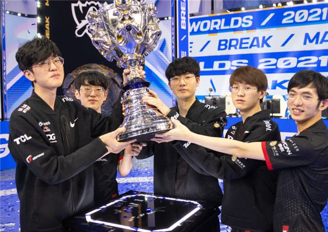 EDG差点拥有刀塔分部？想直接建成银河战舰，却被选手们拒绝了休闲区蓝鸢梦想 - Www.slyday.coM