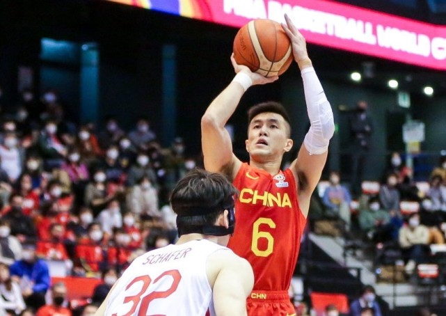 中国男篮16分大胜日本队，郭艾伦三分球5中4，没想到最准的竟是他休闲区蓝鸢梦想 - Www.slyday.coM