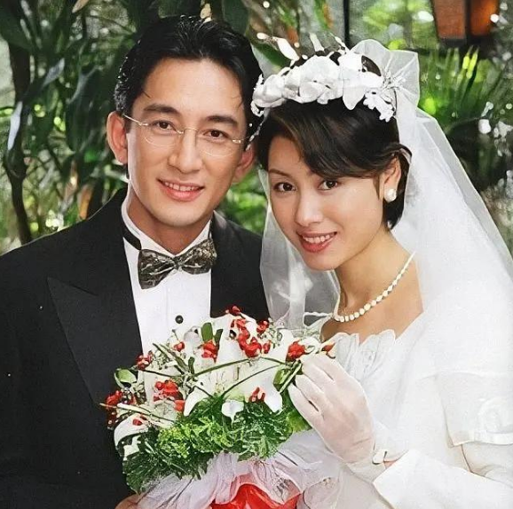 她是高婕也是岑颖欣退圈多年观众仍然没有忘记她的美