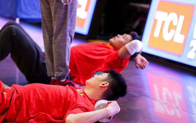 中国男篮对日本轰19休闲区蓝鸢梦想 - Www.slyday.coM 中国男篮对日本轰19休闲区蓝鸢梦想 - Www.slyday.coM