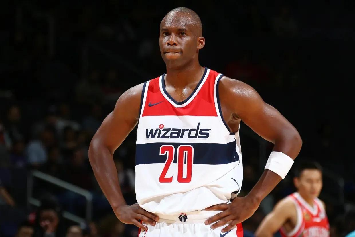 论禁赛阿泰斯特仅第二，美媒列出了史上被禁赛场次最多的十名球员休闲区蓝鸢梦想 - Www.slyday.coM