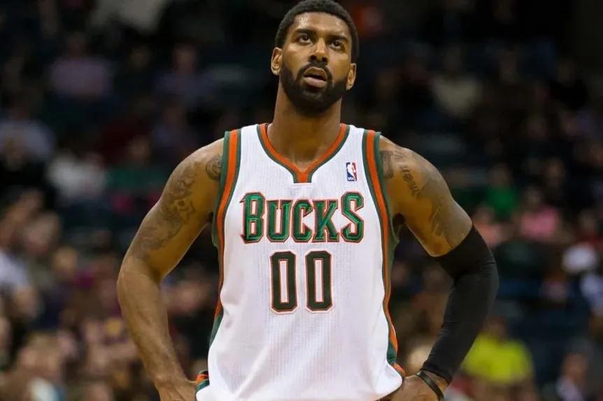 论禁赛阿泰斯特仅第二，美媒列出了史上被禁赛场次最多的十名球员休闲区蓝鸢梦想 - Www.slyday.coM