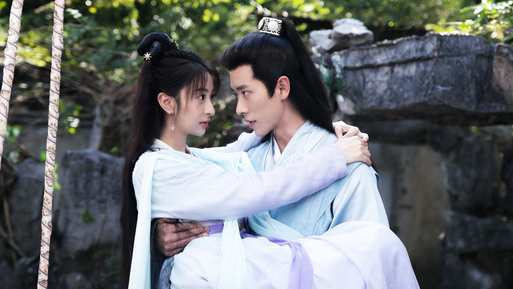 兄长大人太上头，契约兄妹化身古代版李佳琦薇娅，贡献美妆名场面休闲区蓝鸢梦想 - Www.slyday.coM