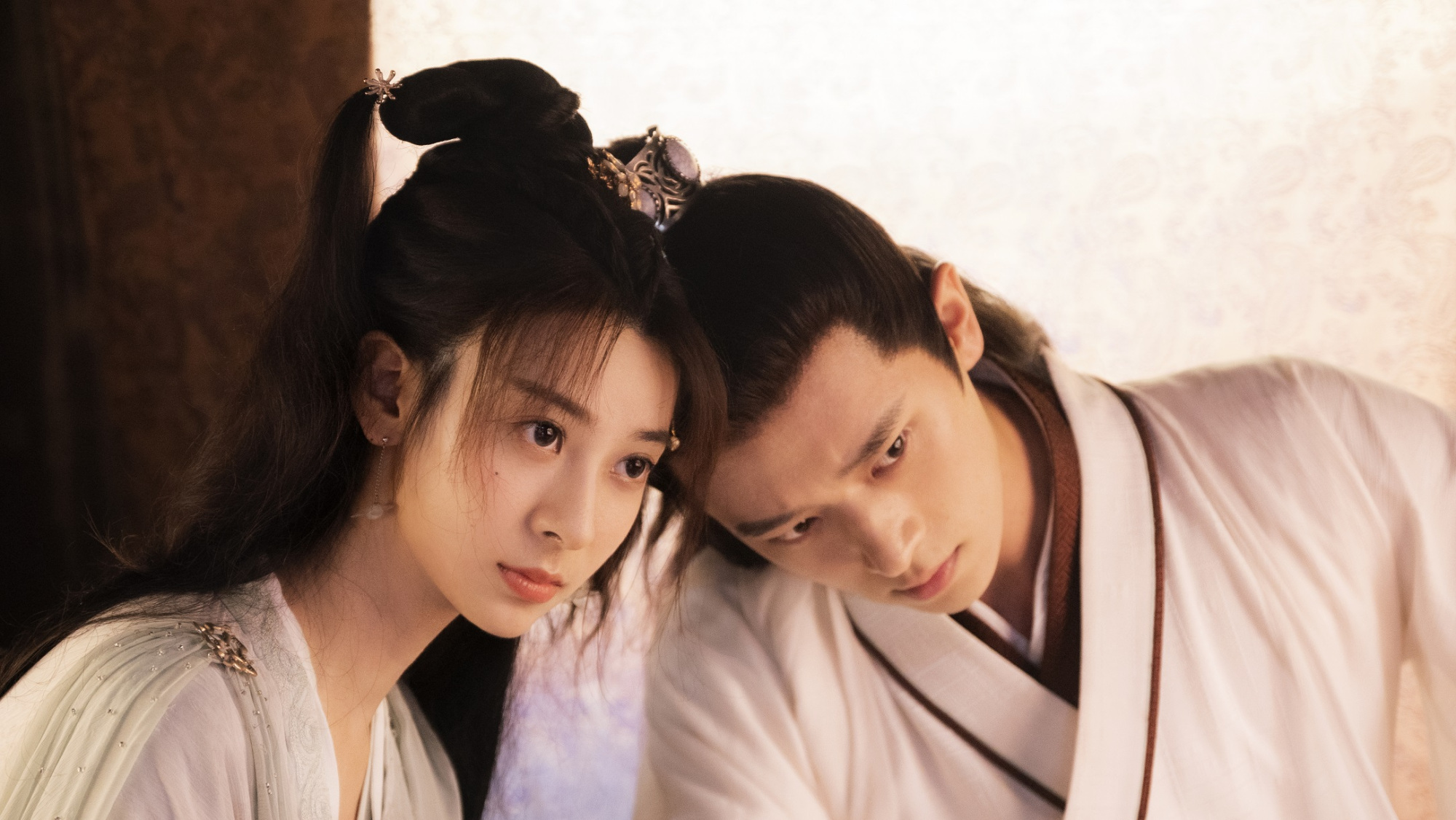 兄长大人太上头，契约兄妹化身古代版李佳琦薇娅，贡献美妆名场面休闲区蓝鸢梦想 - Www.slyday.coM