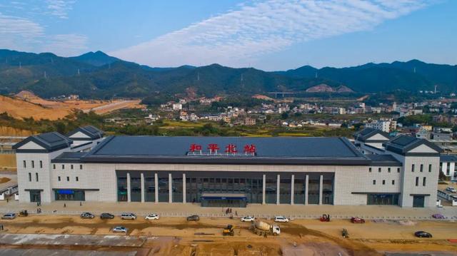 赣深高铁河源四座站房通过初步验收全线进入满图试运行阶段