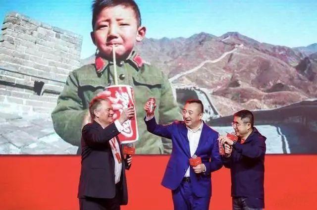 1979年走红海外的“新中国第一个喝可乐的男孩”，现在怎么样了休闲区蓝鸢梦想 - Www.slyday.coM