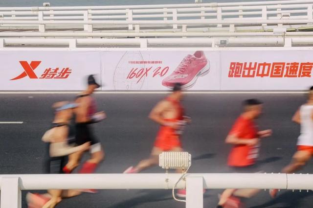 1979年走红海外的“新中国第一个喝可乐的男孩”，现在怎么样了休闲区蓝鸢梦想 - Www.slyday.coM