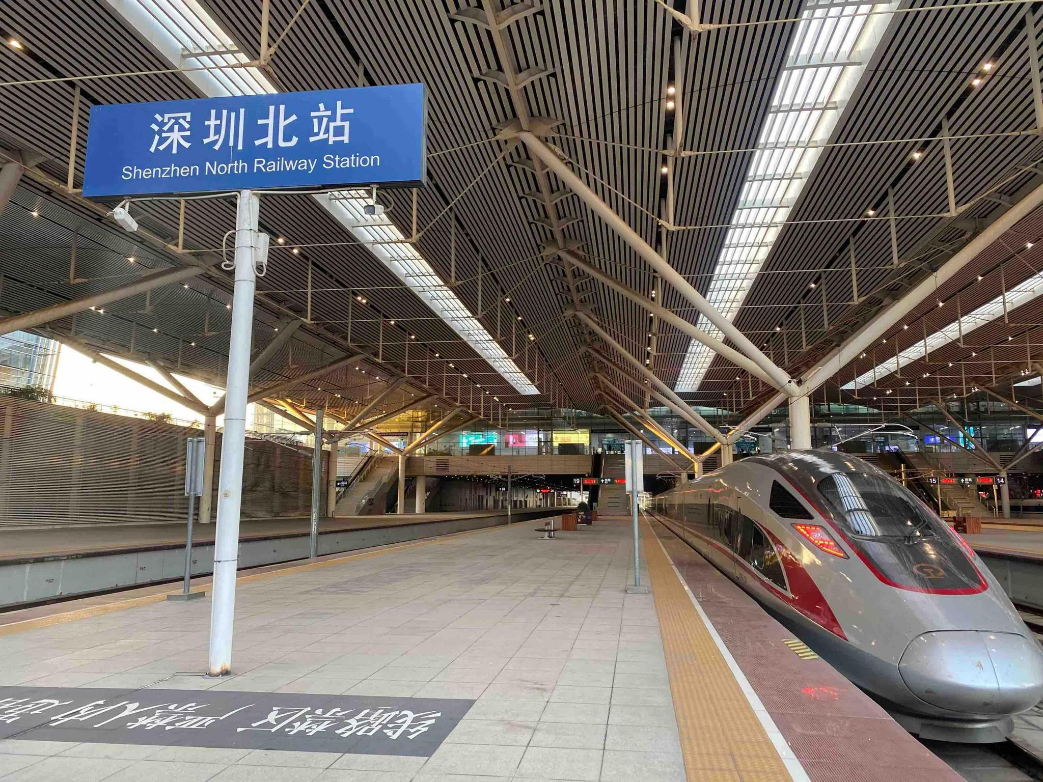 深圳赣深高铁全线按图试运行