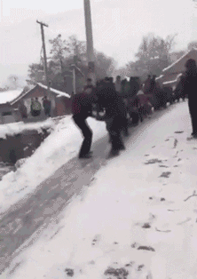 赶车靠命