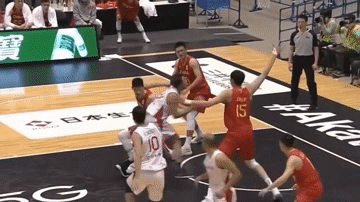 中国男篮4人得分上双大胜日本，周琦两双崴脚伤退休闲区蓝鸢梦想 - Www.slyday.coM