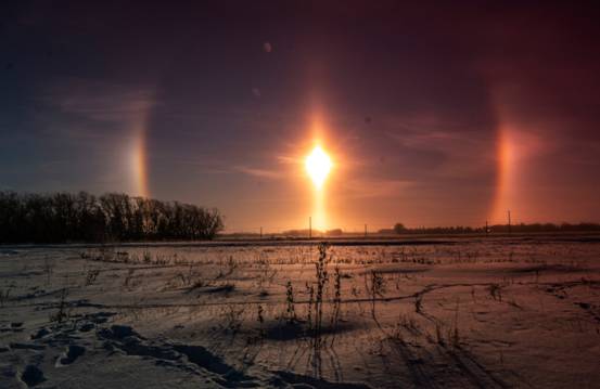 内蒙古天空出现“三个太阳”,古人称是“不祥之兆”,真的吗?休闲区蓝鸢梦想 - Www.slyday.coM 内蒙古天空出现“三个太阳”,古人称是“不祥之兆”,真的吗?休闲区蓝鸢梦想 - Www.slyday.coM