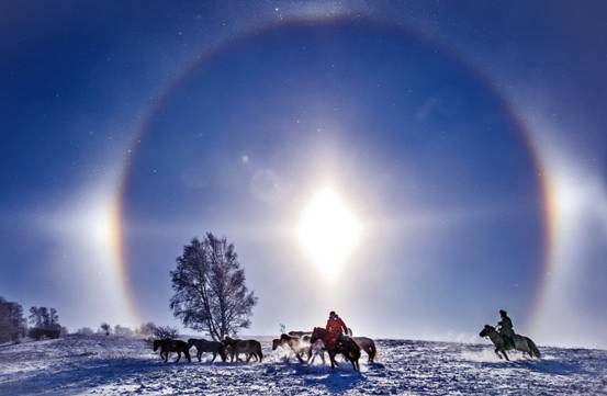内蒙古天空出现“三个太阳”,古人称是“不祥之兆”,真的吗?休闲区蓝鸢梦想 - Www.slyday.coM 内蒙古天空出现“三个太阳”,古人称是“不祥之兆”,真的吗?休闲区蓝鸢梦想 - Www.slyday.coM