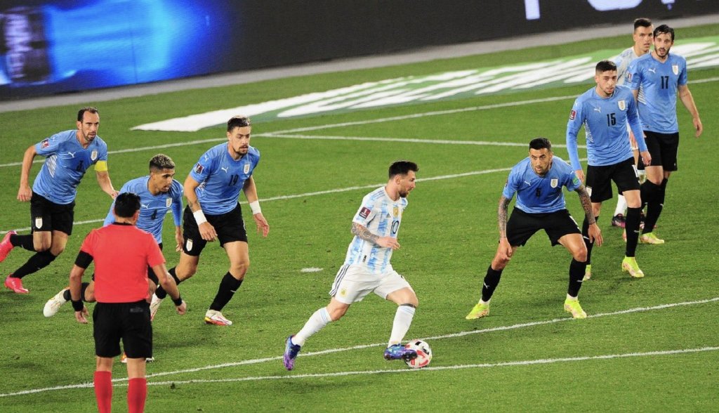 “梅西理应拿金球奖”登西媒头条:11项数据超90分!2点无与伦比休闲区蓝鸢梦想 - Www.slyday.coM “梅西理应拿金球奖”登西媒头条:11项数据超90分!2点无与伦比休闲区蓝鸢梦想 - Www.slyday.coM