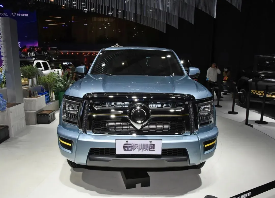 2021广州车展长城皮卡金刚炮