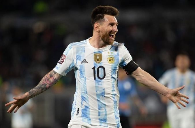 梅西第七座金球再被确认!队报官网发布梅西手捧金球奖照片休闲区蓝鸢梦想 - Www.slyday.coM 梅西第七座金球再被确认!队报官网发布梅西手捧金球奖照片休闲区蓝鸢梦想 - Www.slyday.coM