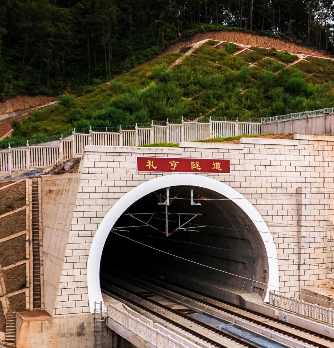 考考你赣深高铁江西段最长隧道top3都有谁