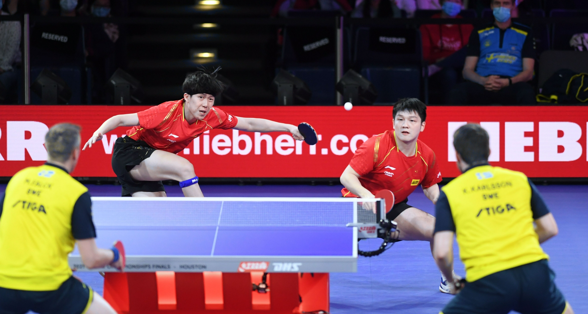 乒乓球——世乒赛：樊振东/王楚钦无缘男双四强休闲区蓝鸢梦想 - Www.slyday.coM