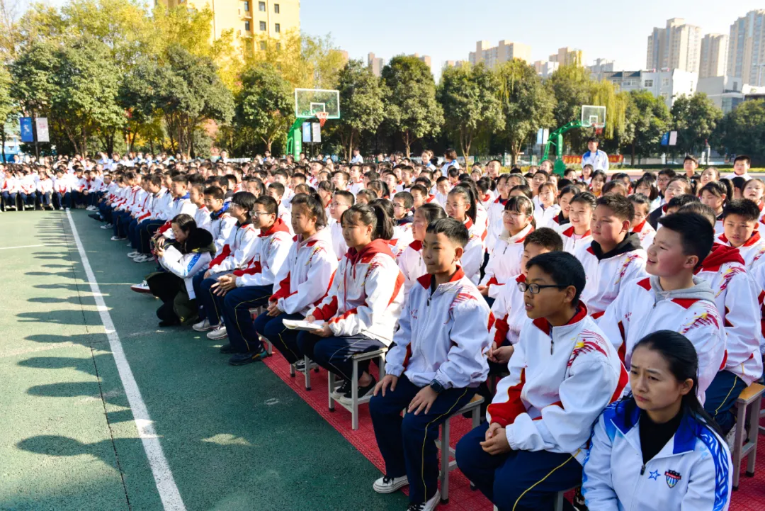 咸阳启迪中学:防患于未"燃"消防演练进校园|特勤|咸阳|消防_新浪新闻