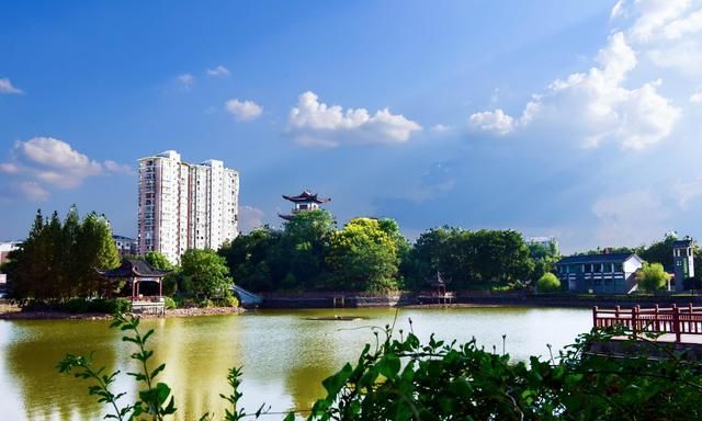 江西抚州南丰琴湖公园,随手拍了几张照片,与你共享