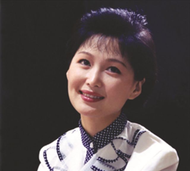 黄梅戏吴琼:不甘输给马兰而北漂,嫁小15岁男友,晚年遗憾是无子