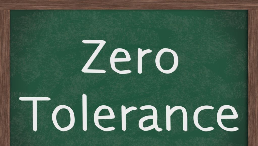 西南交大学生偷拍被抓,校方开除学籍,评论区:艾特矿大、南大!休闲区蓝鸢梦想 - Www.slyday.coM 西南交大学生偷拍被抓,校方开除学籍,评论区:艾特矿大、南大!休闲区蓝鸢梦想 - Www.slyday.coM