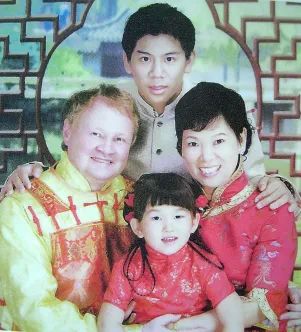 世乒赛收获铜牌“下班”,58岁倪夏莲要回卢森堡种菜了休闲区蓝鸢梦想 - Www.slyday.coM 世乒赛收获铜牌“下班”,58岁倪夏莲要回卢森堡种菜了休闲区蓝鸢梦想 - Www.slyday.coM