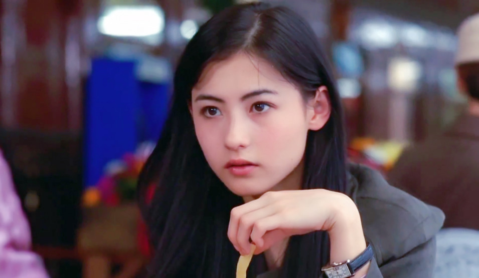 还是内地好?这八位混得好的港台明星,都已主动定居到内地