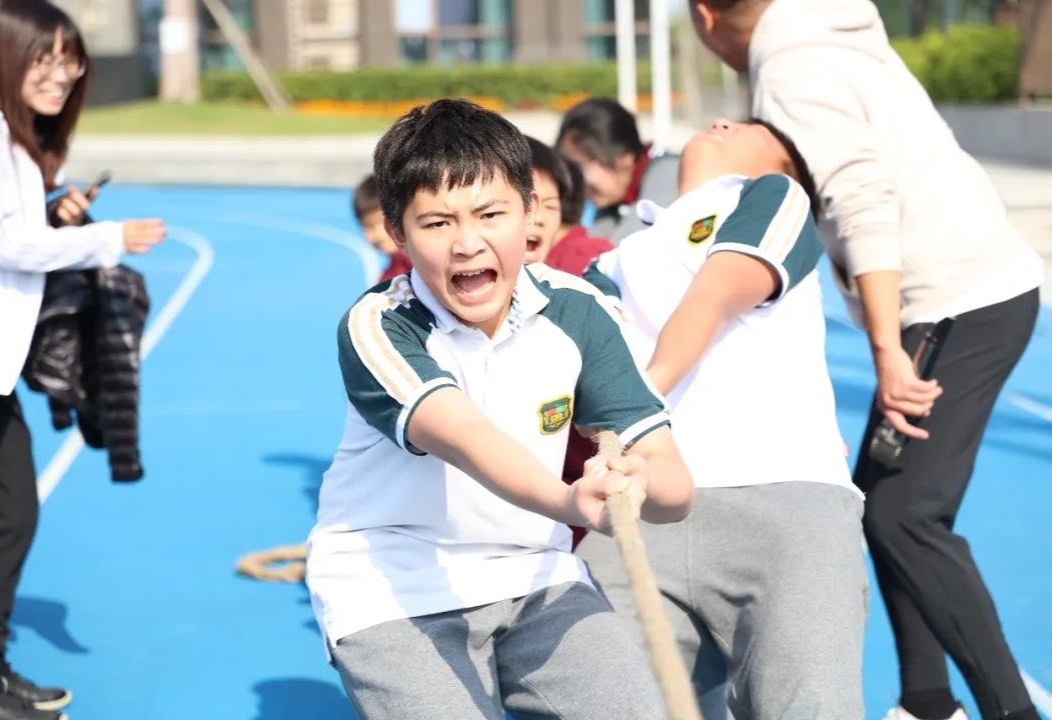 巴蜀常春藤学校博物馆式小学举行运动会