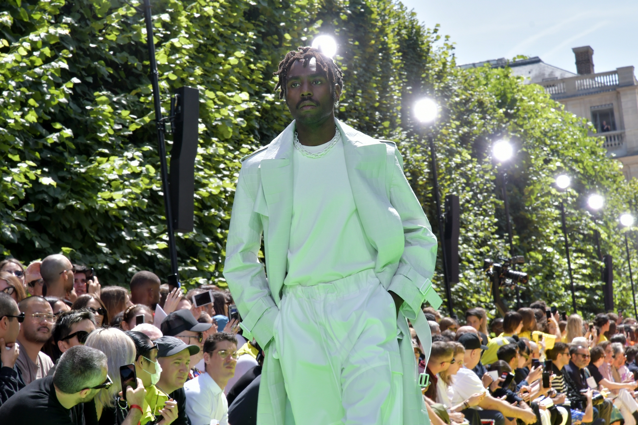 lv创意总监virgil abloh去世,多图回顾传奇一生|路易威登|lv_新浪新闻