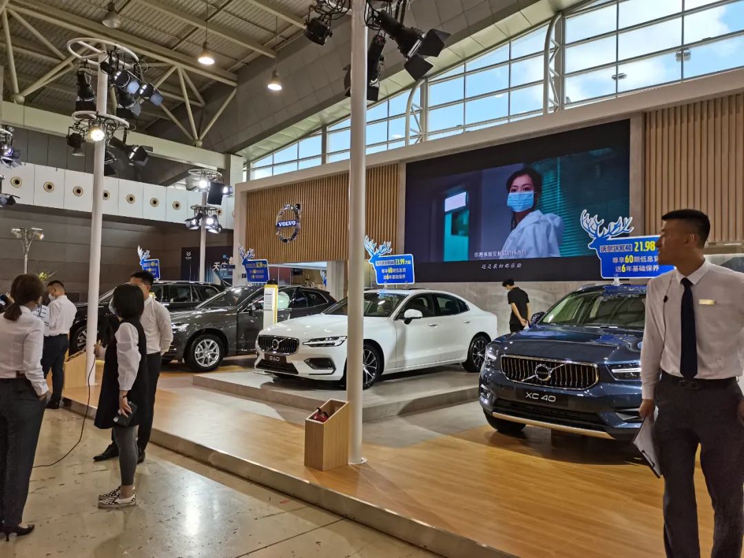 2021年度最后一场车展来了!_新浪新闻