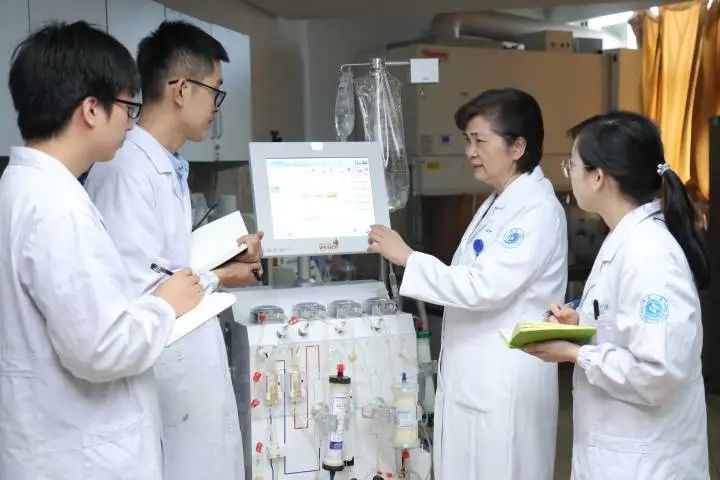 世卫组织：“奥密克戎”的全球总体风险“非常高”！疫苗还有用吗？对中国影响大吗？专家解答休闲区蓝鸢梦想 - Www.slyday.coM