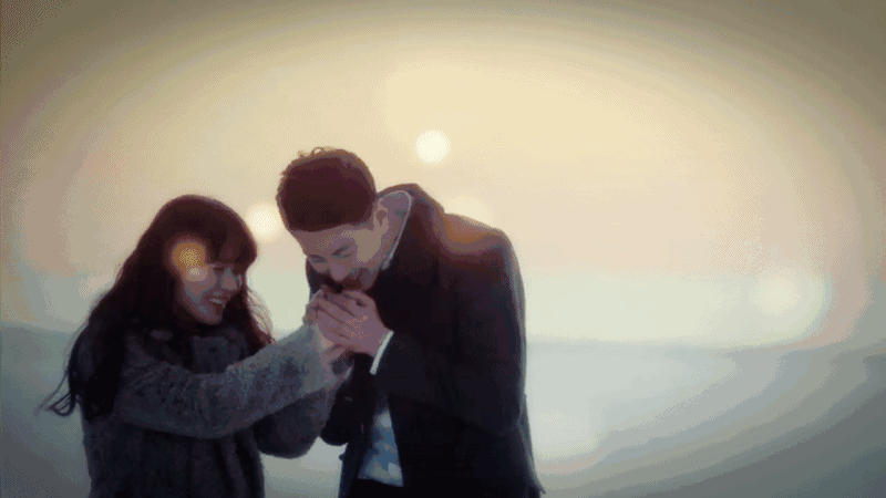 11胆子大的,在外面遇到好看的小哥哥可以直接跑过去说看你的手挺好看