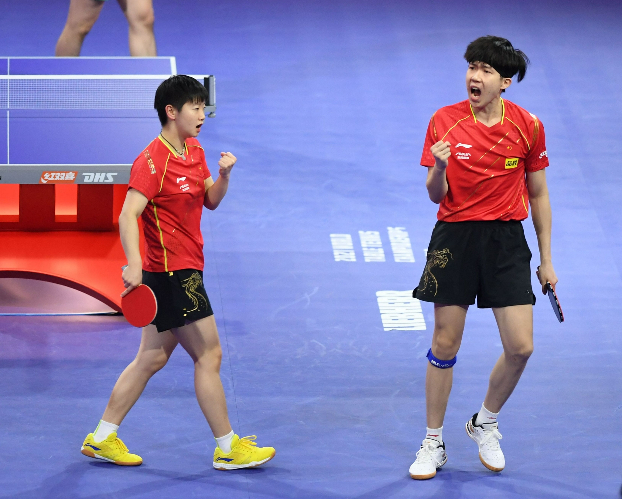 乒乓球——世乒赛：孙颖莎/王楚钦夺得混双冠军休闲区蓝鸢梦想 - Www.slyday.coM