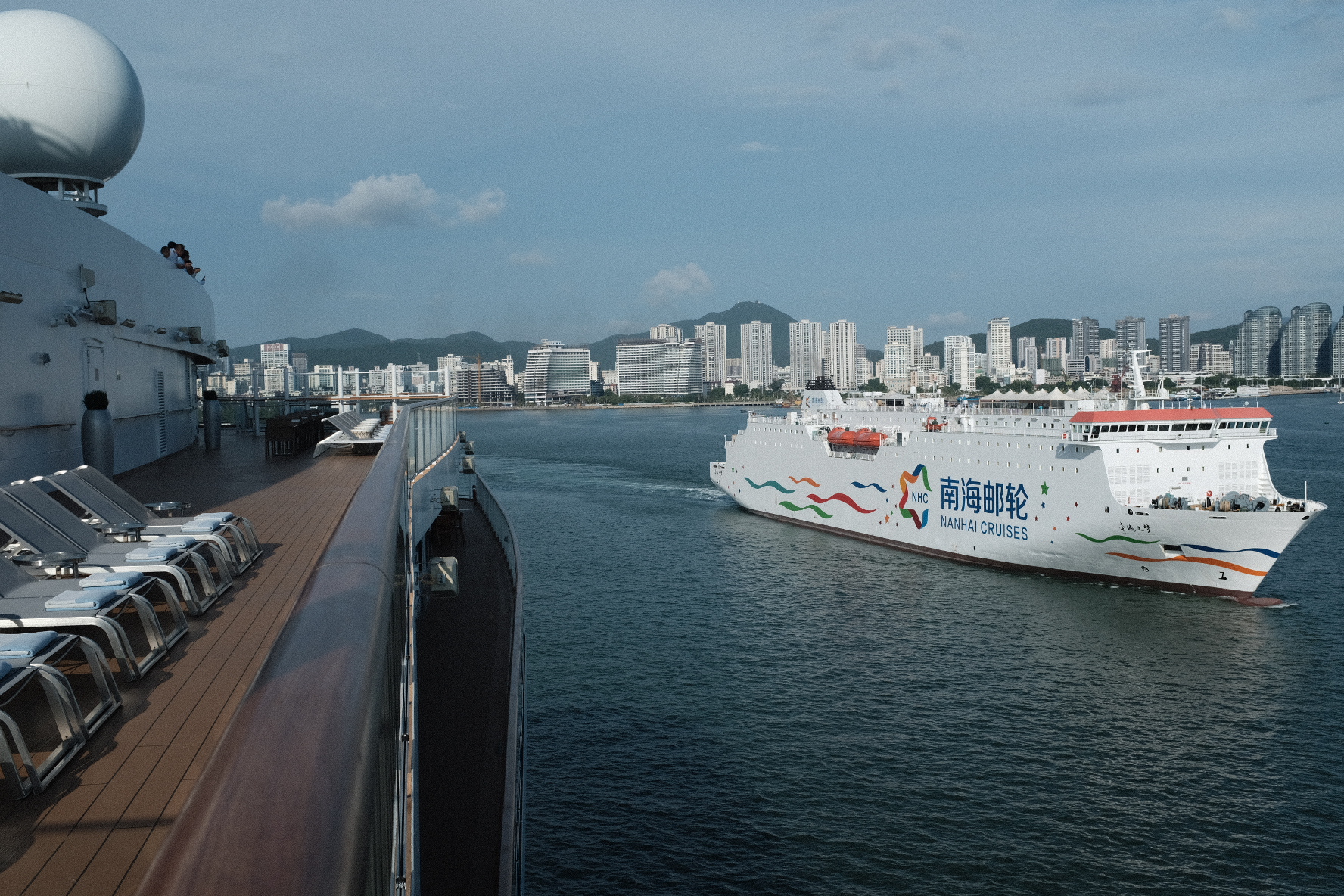 首席体验官首艘中国籍奢华游轮正式启航体验后告诉你招商伊敦号的独特