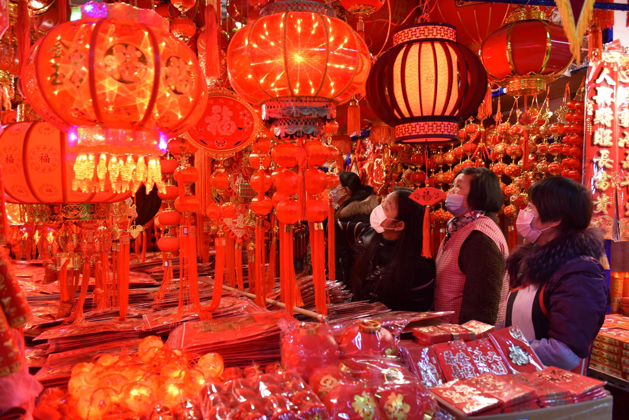 金华:春节临近 年货市场红红火火