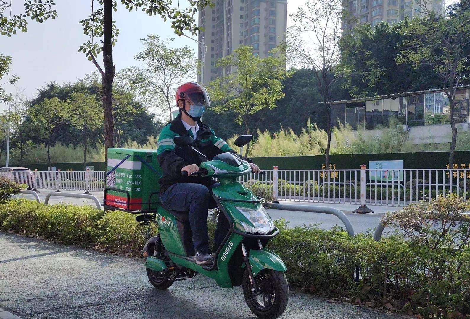 就地过年在线新经济平台保障市民菜篮子花式补贴鼓励配送小哥留岗过