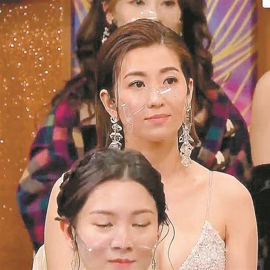 "霸屏脸"横扫tvb颁奖礼|踩过界2|陈自瑶|反黑路人甲_新浪新闻