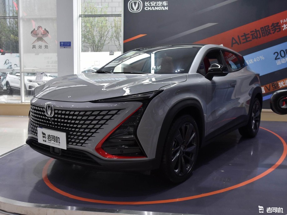 年轻人逃不开的选项 小哥带你看长安uni-t