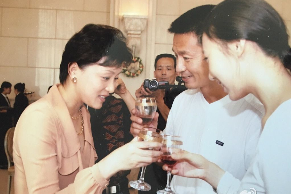 42岁遭遇绑架从红极一时到淡出娱乐圈现在的他的怎么样了