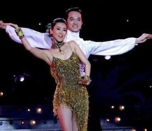 翁虹主演《嘉南传》,精湛演技令人印象深刻演绎意想不到的曹太后休闲区蓝鸢梦想 - Www.slyday.coM 翁虹主演《嘉南传》,精湛演技令人印象深刻演绎意想不到的曹太后休闲区蓝鸢梦想 - Www.slyday.coM