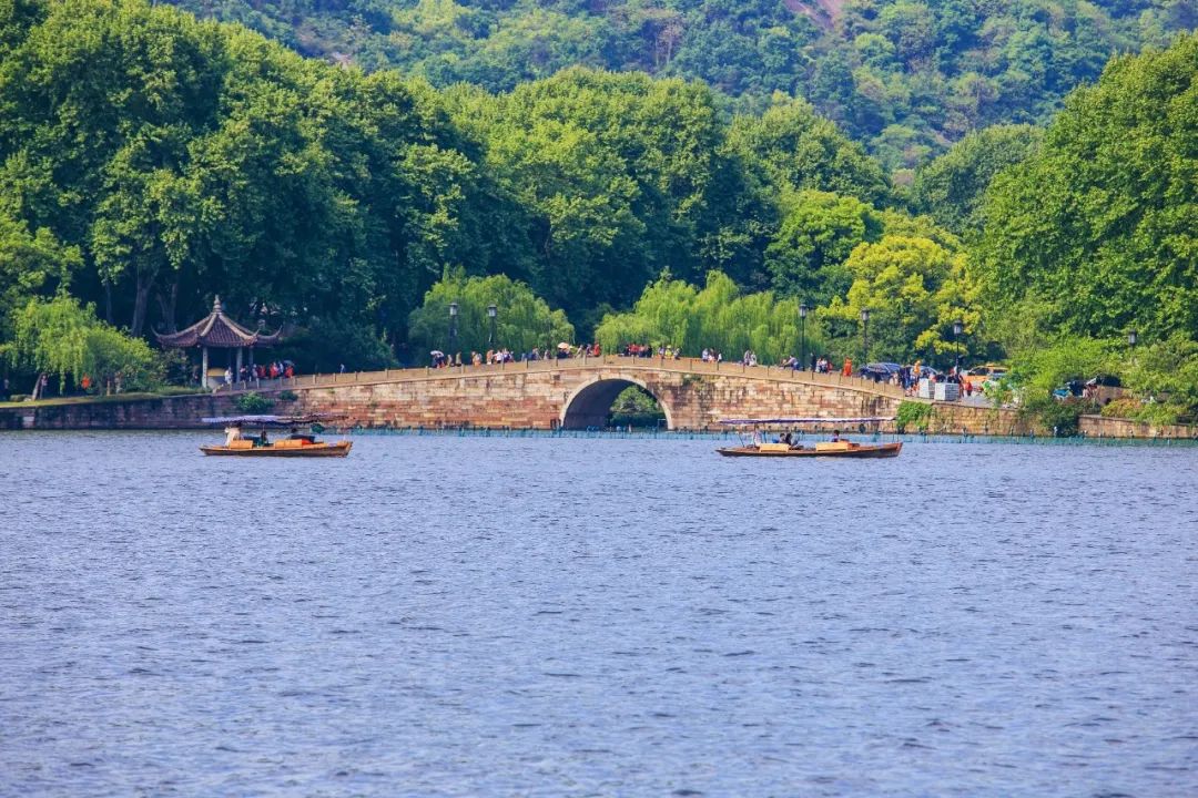 四月旅行推荐|这个10个目的地藏着令人惊艳的春天~休闲区蓝鸢梦想 - Www.slyday.coM 四月旅行推荐|这个10个目的地藏着令人惊艳的春天~休闲区蓝鸢梦想 - Www.slyday.coM