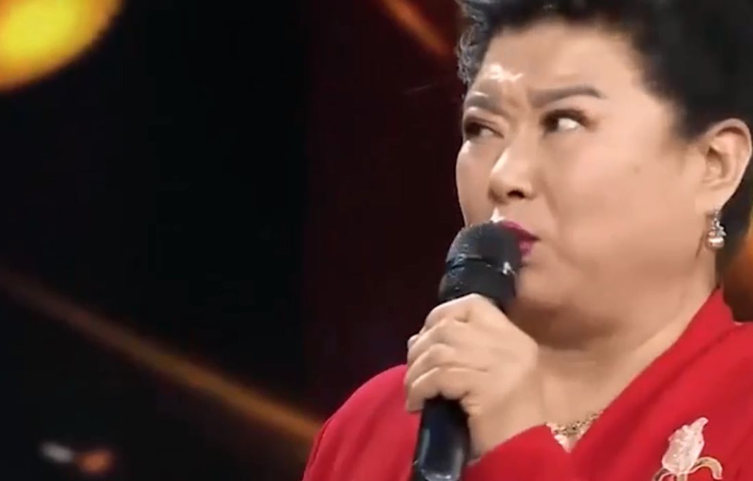 大辣椒李静照顾瘫痪在床的丈夫把公公婆婆当亲父母对待