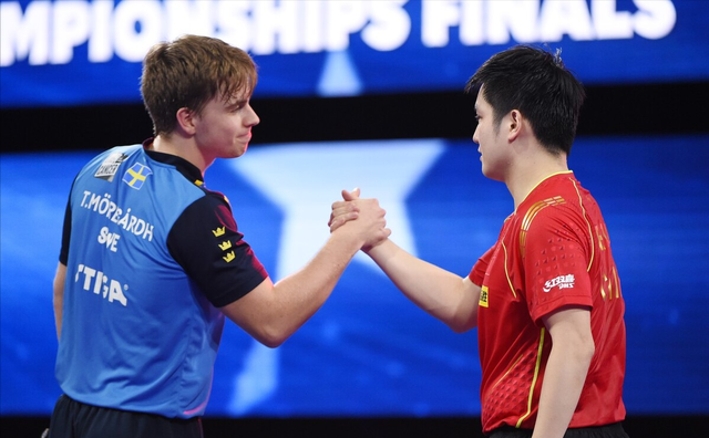 世乒赛男单决赛樊振东 4:0 胜瑞典黑马夺冠国乒新掌门人未来可期休闲区蓝鸢梦想 - Www.slyday.coM 世乒赛男单决赛樊振东 4:0 胜瑞典黑马夺冠国乒新掌门人未来可期休闲区蓝鸢梦想 - Www.slyday.coM