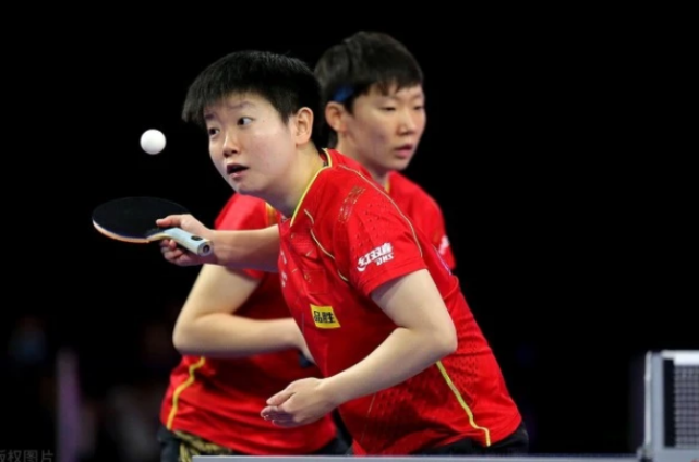 伊藤美诚又被孙颖莎打哭!赛后晒银牌发声,刘国梁果然没看错人休闲区蓝鸢梦想 - Www.slyday.coM 伊藤美诚又被孙颖莎打哭!赛后晒银牌发声,刘国梁果然没看错人休闲区蓝鸢梦想 - Www.slyday.coM